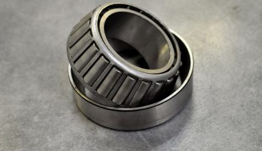 tapered-roller-bearing-3460125_960_720